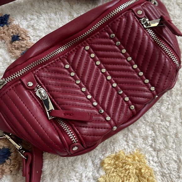 Zara women’s belt bag - Picture 2 of 3